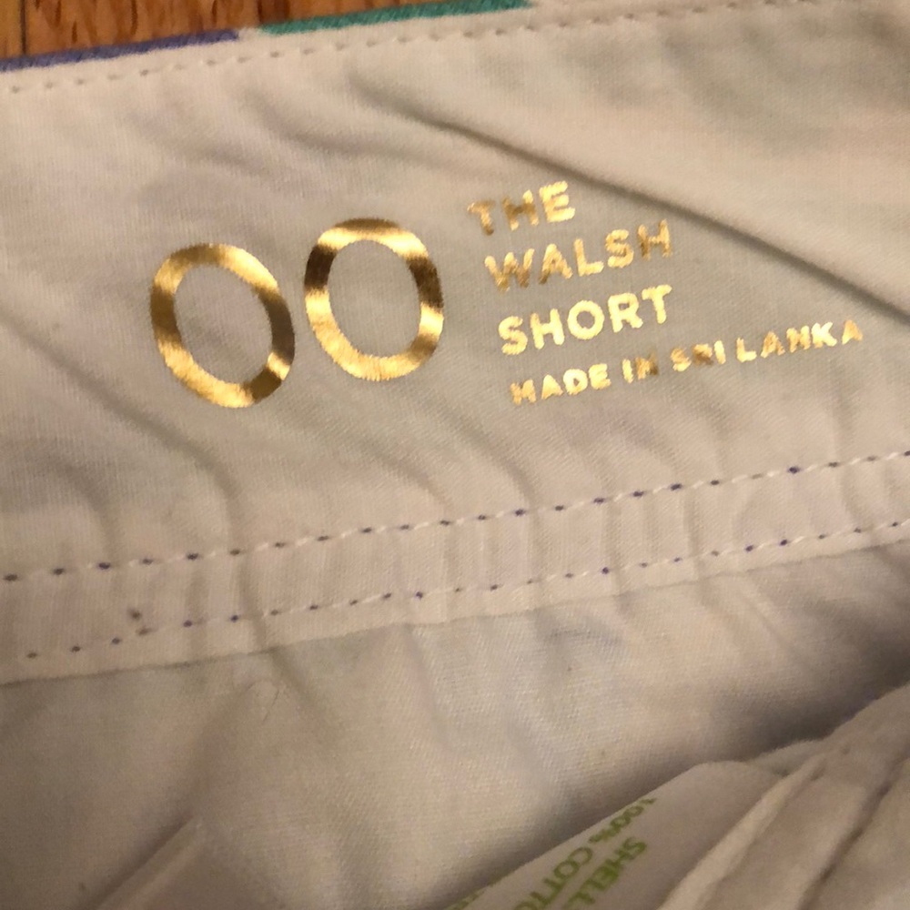 Lilly Pulitzer: The Walsh Shorts - Picture 4 of 5